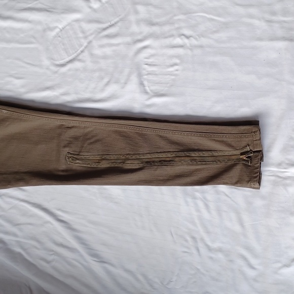 Marc by Marc Jacobs "Tarmac" Zipper Trimmed Skinny Convertible Jean- Sz. 27 - Picture 6 of 8